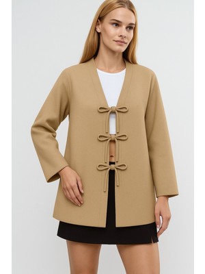 Bağlama Detaylı Kaşe Hırka