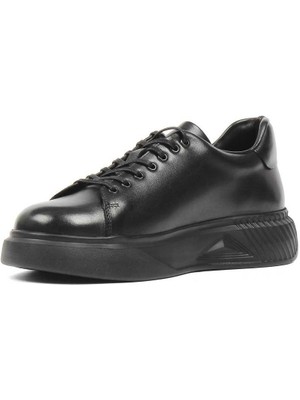 Erkek Siyah Bağcıklı Kalın Tabanlı Deri Sneaker
