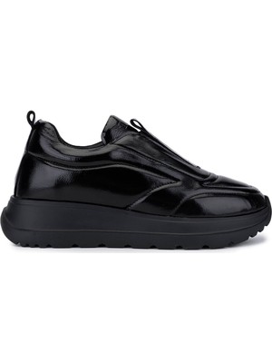 Tamer Tanca Kadın Hakiki Deri Siyah Rugan Sneakers & Spor Ayakkabı 1107 521 Bn Ayk SK25-26 Sıyah Rugan