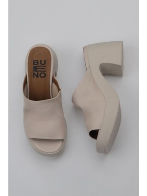Bueno Shoes Krem Deri Kadın Topuklu Terlik 01WY12200 01WY12200