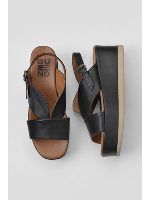 Bueno Shoes Siyah Deri Kadın Dolgu Topuklu Sandalet 01WY5800 01WY5800
