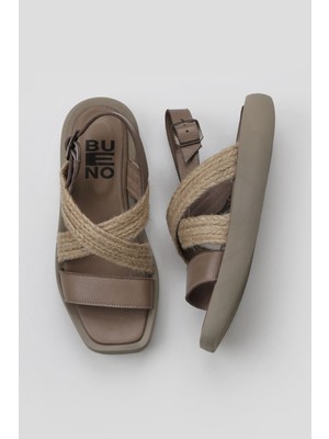 Bueno Shoes Gri Hasır Deri Kadın Düz Sandalet 01WY1011 01WY1011