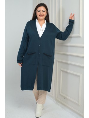 By Saygı Kadın  Cepleri Şerit Detaylı Büyük Beden Uzun Triko Hırka