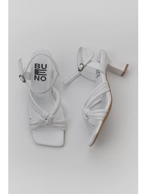 Bueno Shoes Beyaz Deri Kadın Topuklu Sandalet 01WY6805 01WY6805