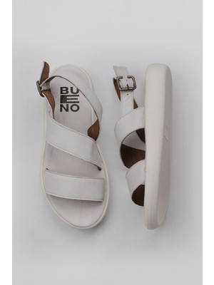 Bueno Shoes Beyaz Kırık Deri Kadın Düz Sandalet 01WY2300 01WY2300