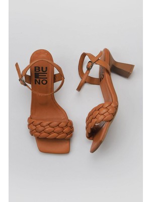 Bueno Shoes Taba Deri Kadın Topuklu Sandalet 01WY6800 01WY6800