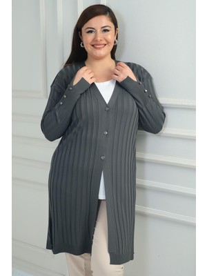By Saygı Kadın Kol Düğme Detaylı Kalın Fitilli Likralı Büyük Beden Uzun Hırka