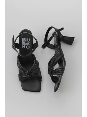 Bueno Shoes Siyah Deri Kadın Topuklu Sandalet 01WY6805 01WY6805