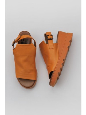 Bueno Shoes Turuncu Deri Kadın Dolgu Topuklu Sandalet 01WY8603 01WY8603