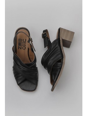 Bueno Shoes Siyah Deri Kadın Topuklu Sandalet 01WY4902 01WY4902