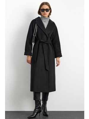 Olcay Premium Siyah Kaban Oversize %80 Polyester Dikiş Detaylı Kadın Günlük Stil