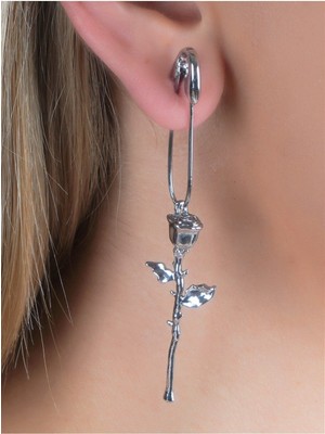 Gümüş Renk Çengelli Tek Gül Küpe, Zarif ve Şık Tasarım