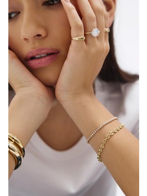 Yuvarlak Taşlı Suyolu Bileklik, Şıklık ve Doğallık Sunar