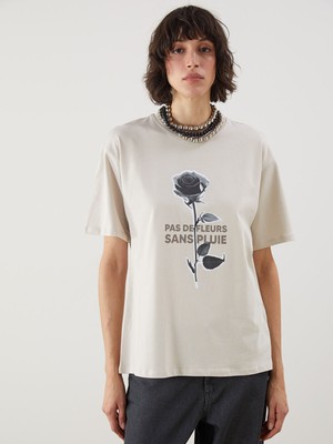 Lc Waikiki Yeni Sezon Bisiklet Yaka Baskılı Oversize Kadın Tişört