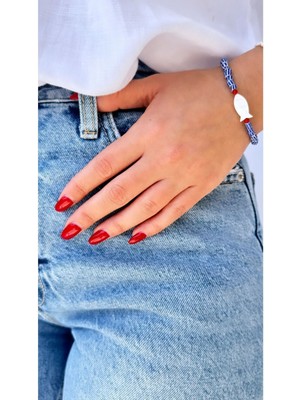 Lacivert Balık ve Cam Boncuklu Şık Bileklik, Zarif Takı Tasarımı