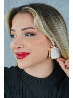 Sedefli Altın Kaplama Küpe, Zarif ve Şık Tasarım, 0314