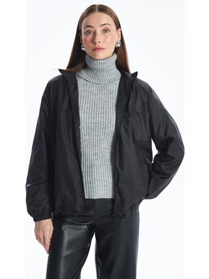 Lc Waikiki Yeni Sezon Kapüşonlu Kadın Yağmurluk