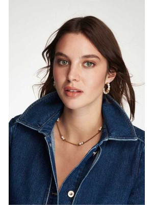 Şık Inci ve Zirkon Taşlı Halka Iğneli Küpe, Zarif ve Modern Tasarım