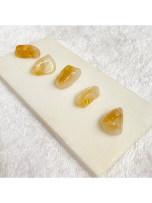 Sitrin Tamburlanmış Doğal Taş, Parlak ve Şık Takı Parçası, Sağlıklı ve Pozitif Enerji