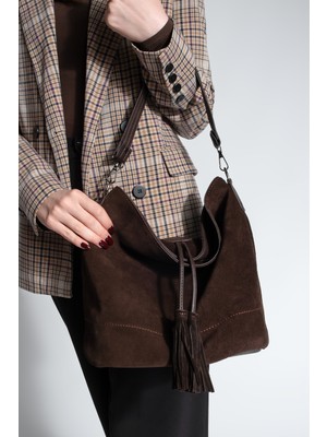 Marjin Kadın Hakiki Deri Püsküllü El ve Omuz Çantası Olven Kahve Süet