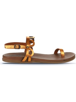 Bueno Shoes Turuncu Parlak Deri Kadın Parmak Arası Sandalet 01WU4227 01WU4227