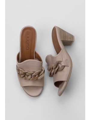 Bueno Shoes Gri Deri Kadın Topuklu Terlik 01WU11300 01WU11300