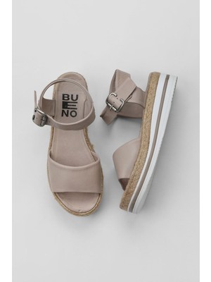 Bueno Shoes Gri Deri Kadın Düz Sandalet 01WS4216 01WS4216