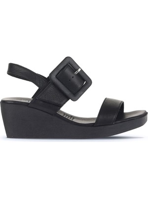 Bueno Shoes Siyah Deri Kadın Dolgu Topuklu Sandalet 01WA0400 01WA0400