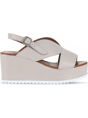 Bueno Shoes Gri Deri Kadın Dolgu Topuklu Sandalet 01WA5600 01WA5600