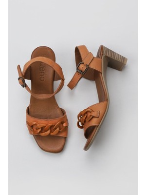 Bueno Shoes Taba Deri Kadın Topuklu Sandalet 01WU11101 01WU11101