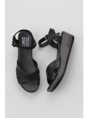Bueno Shoes Siyah Deri Kadın Dolgu Topuklu Sandalet 01WL3303 01WL3303