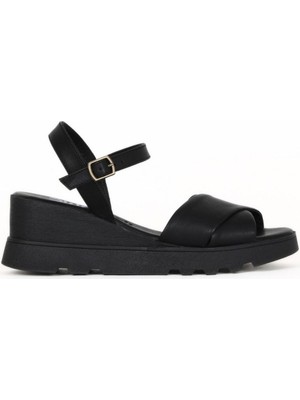 Bueno Shoes Siyah Deri Kadın Dolgu Topuklu Sandalet 01WE5201 01WE5201