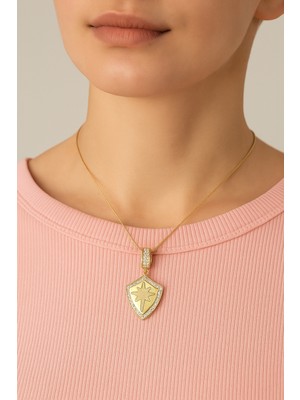 Pirlento Zirkon Taşlı Altın Renk Kutup Yıldızı Ucu Küp Zincir Kadın Çelik Kolye