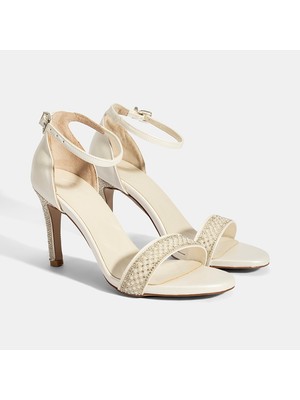 Desa Kadın Beyaz Ayarlanabilir Tokalı Taşlı Topuklu Abiye Sandalet