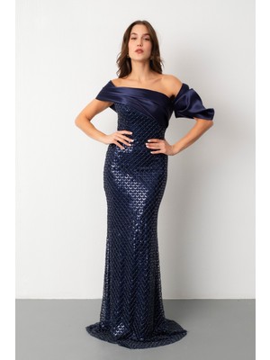 Lafaba Kadın Lacivert Yaka Detay Boncuklu Uzun Abiye Elbise