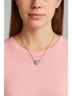 Pirlento Gri Renk Mıknatıslı Kalp Model Zirkon Taşlı Kadın Çelik Kolye