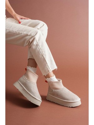 Alfaze Içi Kürklü Boğazı Streçli Bot Süet Bej Topuk Boyu 4 cm