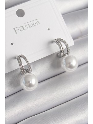 Aksiyon Global Pirinç Gümüş Renk Zirkon Taşlı Halka Inci Detay Kadın Küpe - Lisinya