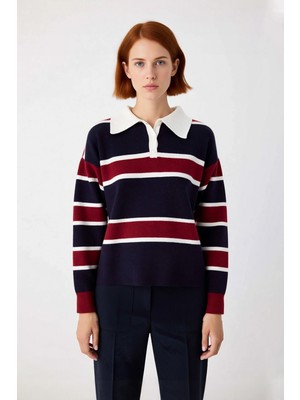 Ersefa Kadınlara Özel Oversize Kesim Polo Yaka Triko Kazak Düşük Kol Tasarımıyla Kış Şıklığı Sunar