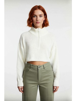 Ersefa Kadın Basic Oversize Düşük Uzun Kollu Crop Fermuarlı Dik Yaka Triko Kazak Kışlık Rahat Stiller
