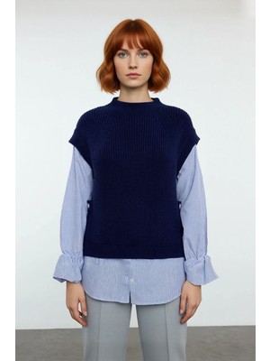 Ersefa Kadın Kışlık Regular Kalıp Gömlek Garnili Bisiklet Yaka Triko Süveter Rahat ve Şık Günlük Stile