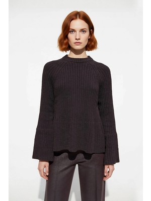 Ersefa Kadınlara Özel Regular Kalıp Bisiklet Yaka Triko Kazak Reglan Kol Uzun Kollu Peplum Detayı