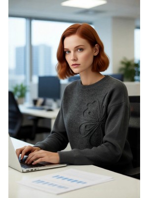 FRM Kadınlara Özel Bisiklet Yaka Nakışlı Çiçekli Gri Triko Kazak Günlük Kış Stili Kaliteli Şık