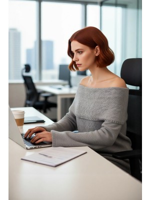 FRM Kadın Dokulu Carmen Yaka Triko Kazak Regular Kalıp Uzun Kol Kış Günleri Için Konforlu Stil