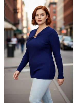 PayBuy Kadın Fitted Kalıp Fitilli Triko Kazak Özel Iplik Aksesuar Detaylı V Yaka Şık Tasarım Kaliteli