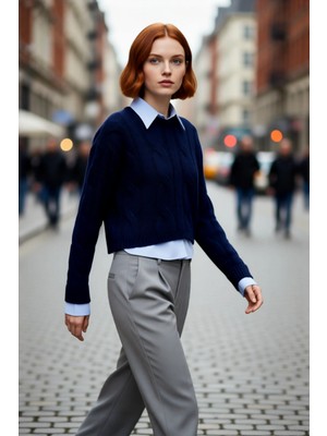 PayBuy Kadınlara Özel Regular Kesim Saç Örgü Desenli Düşük Kollu Crop Triko Kazak Akrilik Konforu Sunuyor