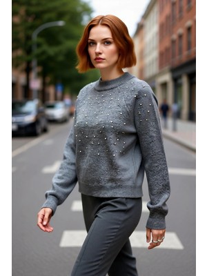 PayBuy Kadın Gri Bisiklet Yaka Reglan Kollu Kalın Dokulu Nakışlı Taş Inci Detaylı Triko Kazak Kaliteli