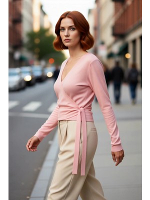 PayBuy Kadın Kruvaze Yaka Bağlamalı Crop Pembe Ince Triko Kazak Regular Kalıp Uzun Kollu Ilkbahar Sonbahar