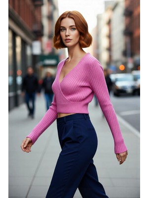 PayBuy Kadın Antrasit Fitilli Kruvaze Triko Kazak Crop Kesimi ile Kış Günlerine Özel Şık Rahat Kombinler