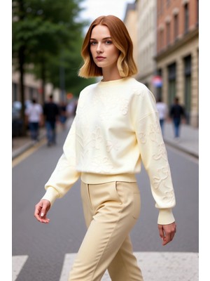 PayBuy Kadın Ekru Regular Kalıp Bisiklet Yaka Çiçek Desenli Düşük Kol Triko Kışlık Kazak Günlük Şıklık Için